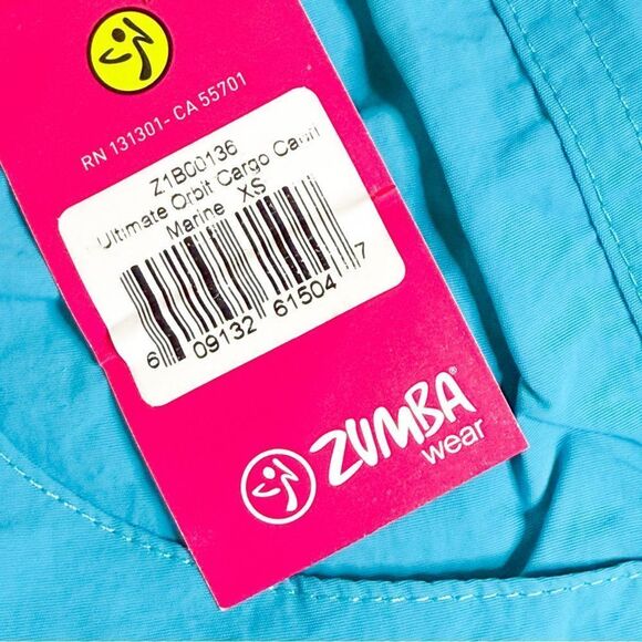 Zumba NWT! Ultimate Orbit Cargo Capri Pants Blue Black Joggers Dance Size XS - Picture 3 of 6